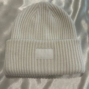 H&M Beanie!